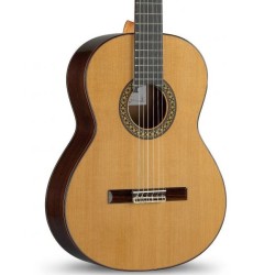 Alhambra Guitarra Clásica "4 P" 807, Cedro con Funda
